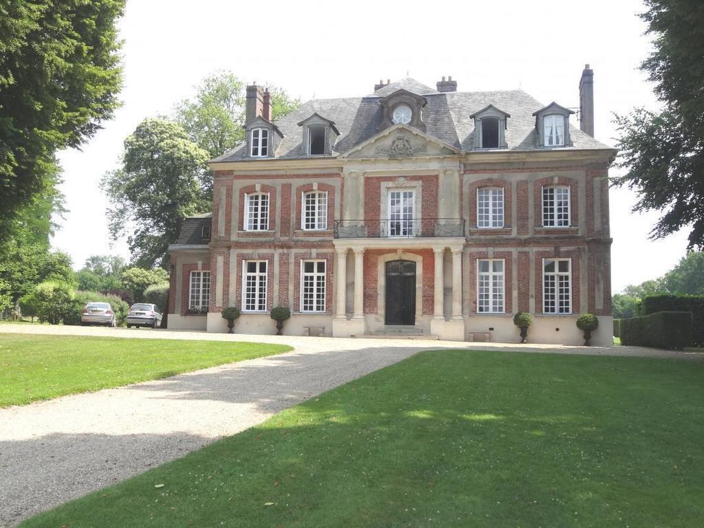 Chateau De Maillot Hotel Bonneville-la-Louvet Екстериор снимка