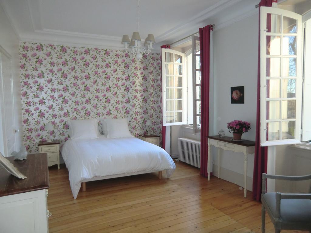 Chateau De Maillot Hotel Bonneville-la-Louvet Стая снимка