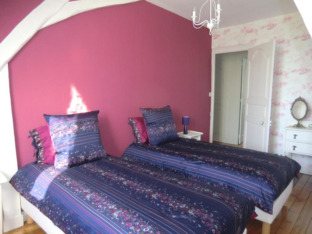 Chateau De Maillot Hotel Bonneville-la-Louvet Стая снимка